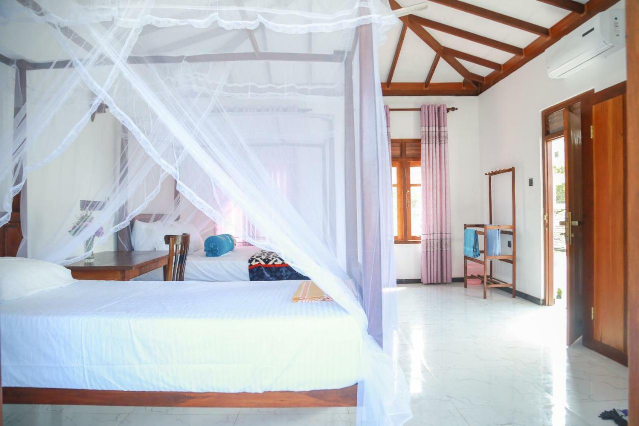 Coconut Hill Homestay Mirissa Zewnętrze zdjęcie